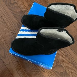 Adidas primaloft boots